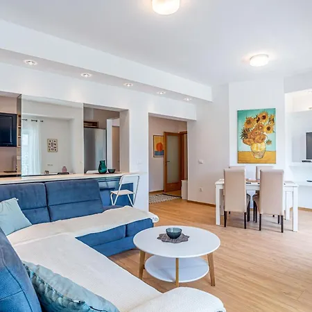 Appartement Apartments Makarska *