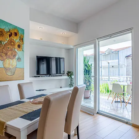 Apartments Makarska Appartement *
