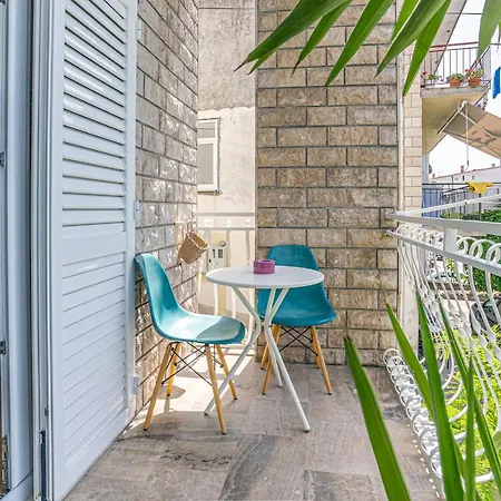 Apartments Makarska